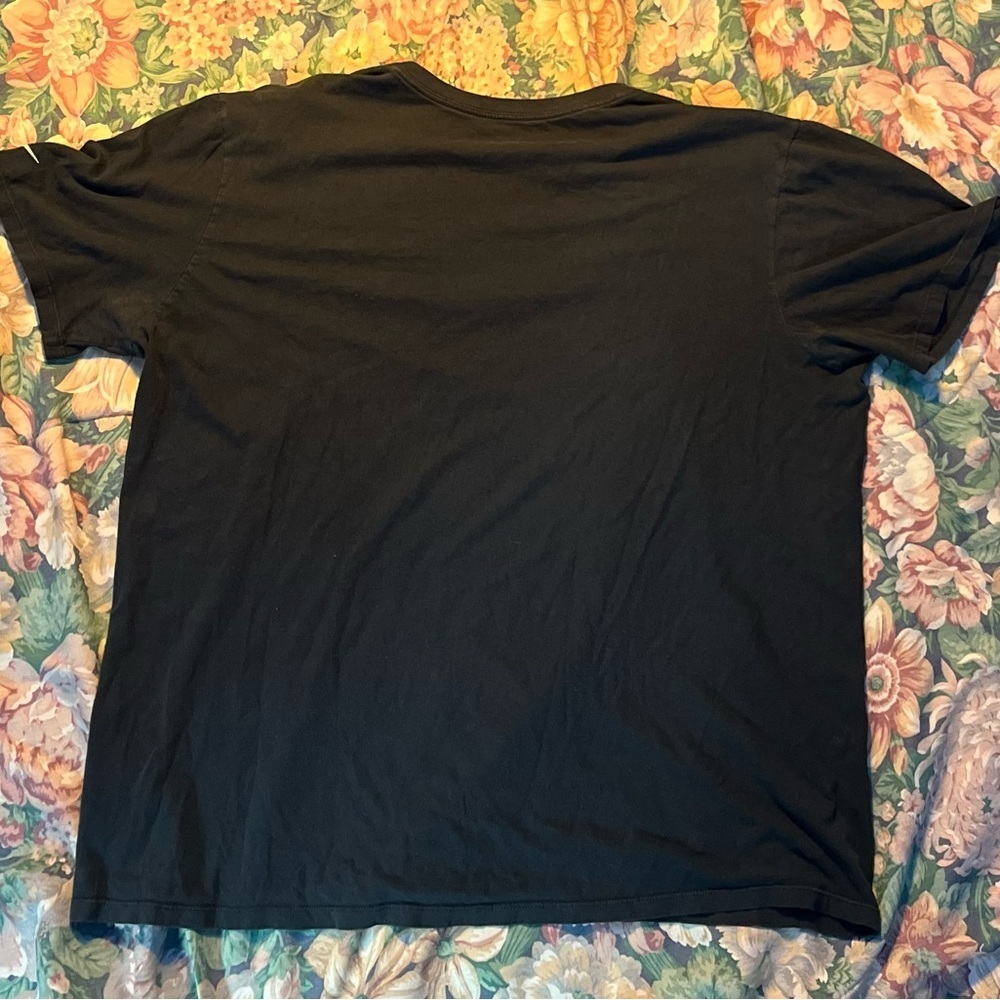 NIKE GRAPHIC T SHIRT​​ - Picture 2 of 2
